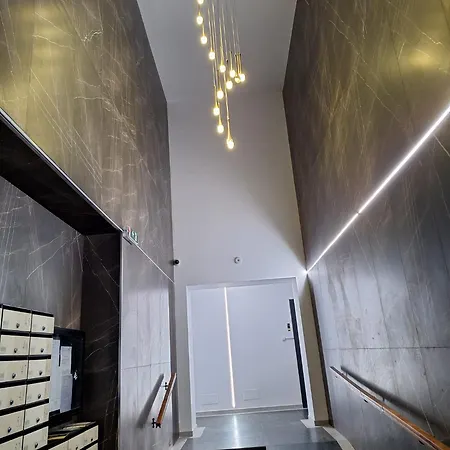 Mc House Апартамент Крайова